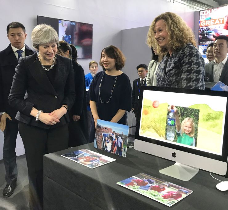 <p>Mrs Theresa May visit Dulwich College Shanghai students</p>