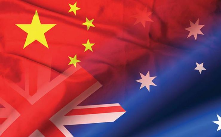 <p>Australian and Chinese flags</p>